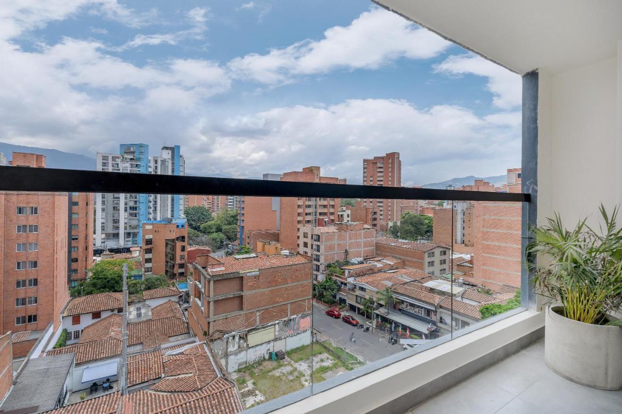 Apartamentos Housy Laureles Медельин Экстерьер фото