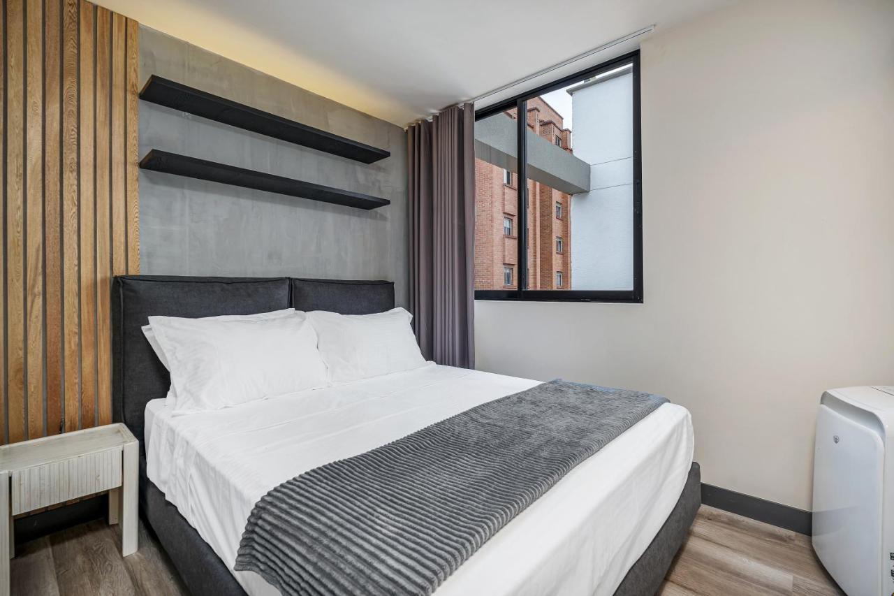 Apartamentos Housy Laureles Медельин Экстерьер фото