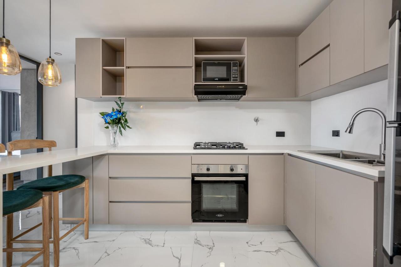 Apartamentos Housy Laureles Медельин Экстерьер фото