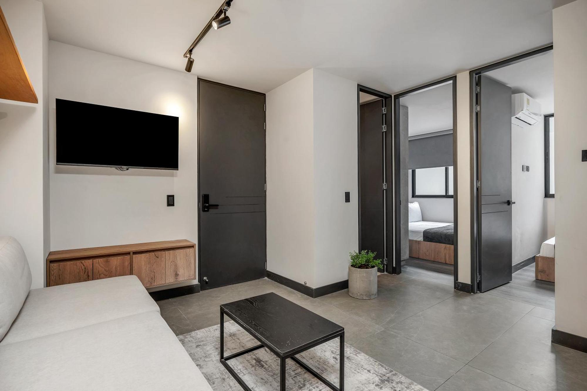 Apartamentos Housy Laureles Медельин Экстерьер фото