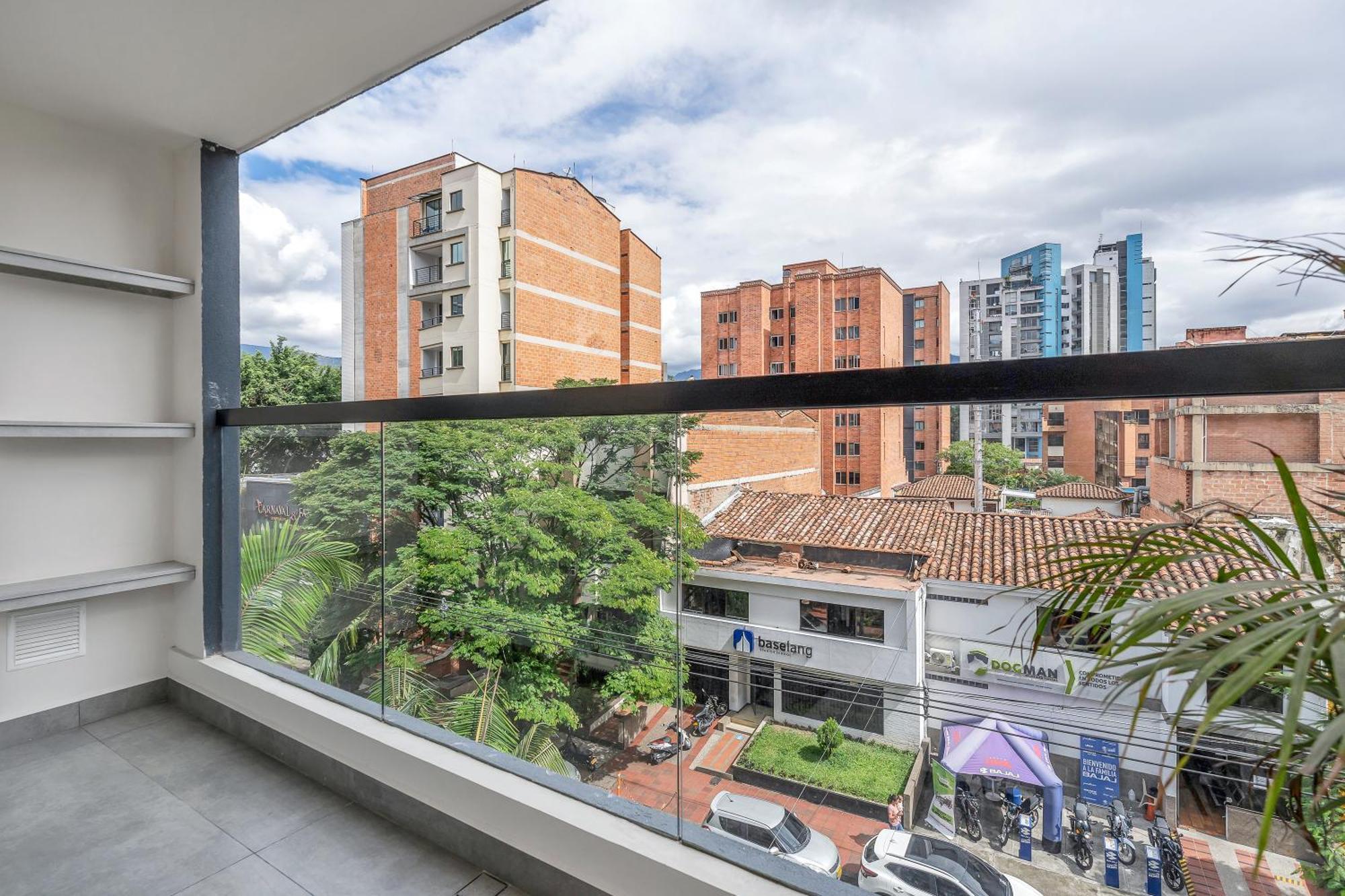 Apartamentos Housy Laureles Медельин Экстерьер фото