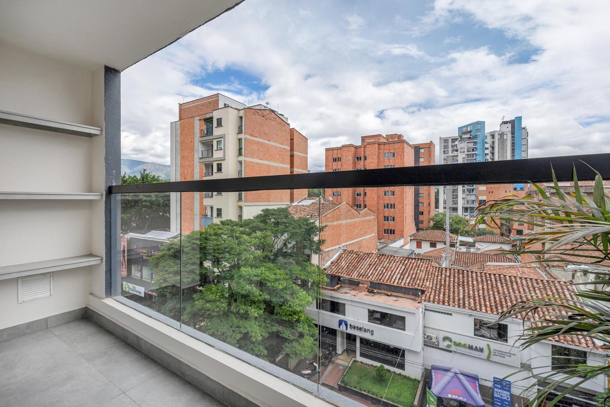 Apartamentos Housy Laureles Медельин Экстерьер фото